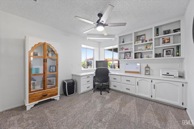 24930 Sullivan Road, Bakersfield, CA 93314