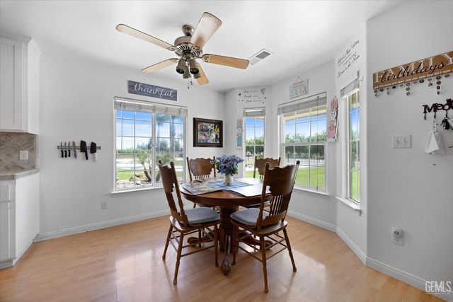 24930 Sullivan Road, Bakersfield, CA 93314