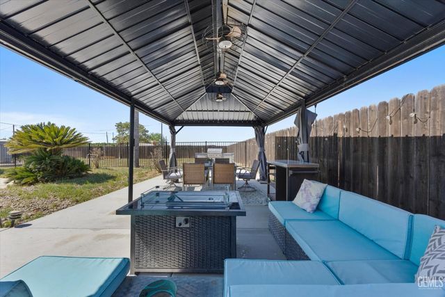 24930 Sullivan Road, Bakersfield, CA 93314