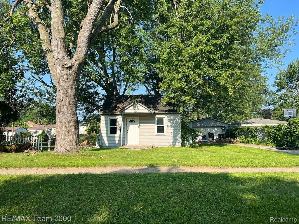 5970 John Daly Street, Taylor, MI 48180