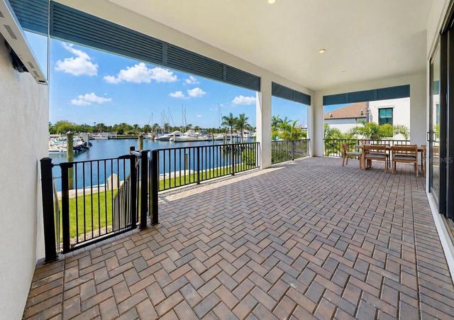 3016 CHRISTOPHERS WATCH LANE, Ruskin, FL 33570