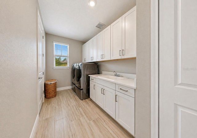 3016 CHRISTOPHERS WATCH LANE, Ruskin, FL 33570