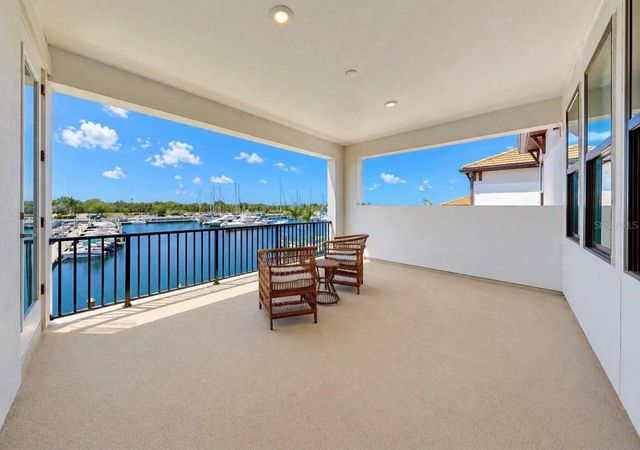 3016 CHRISTOPHERS WATCH LANE, Ruskin, FL 33570