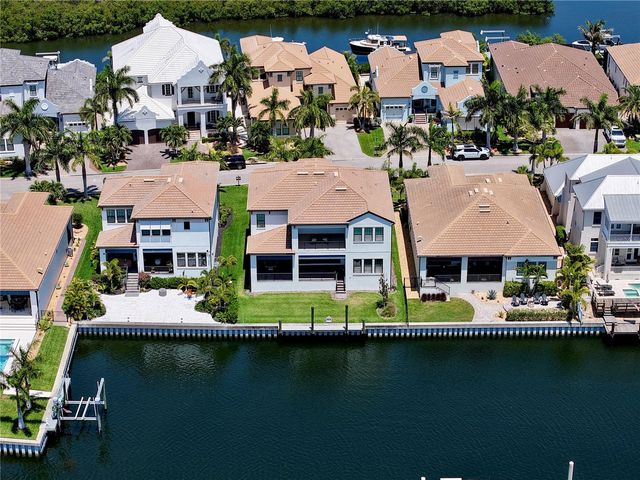 3016 CHRISTOPHERS WATCH LANE, Ruskin, FL 33570