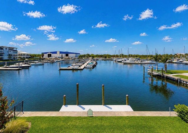 3016 CHRISTOPHERS WATCH LANE, Ruskin, FL 33570