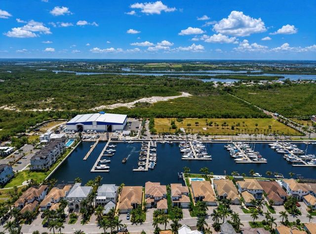 3016 CHRISTOPHERS WATCH LANE, Ruskin, FL 33570