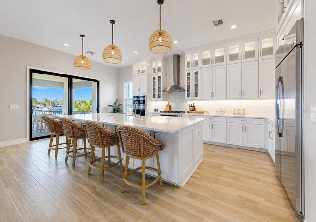 3016 CHRISTOPHERS WATCH LANE, Ruskin, FL 33570