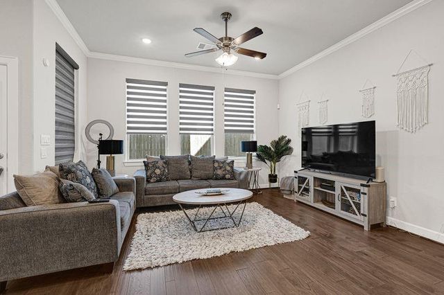 1913 Kirby Landing Drive, Houston, TX 77051