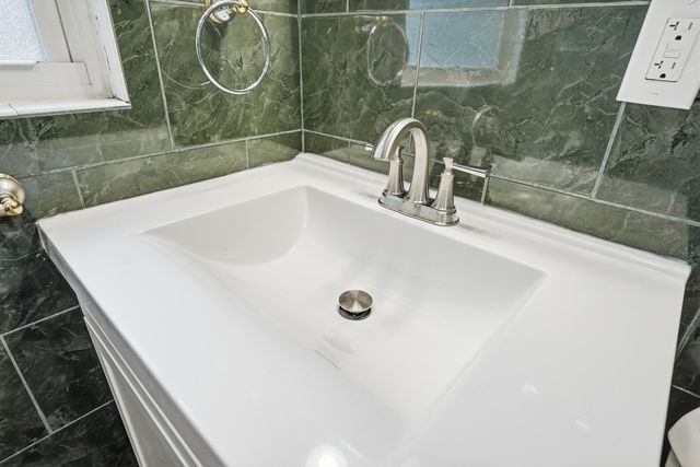 312 SW Hollywood Sw Boulevard, Fort Walton Beach, FL 32548