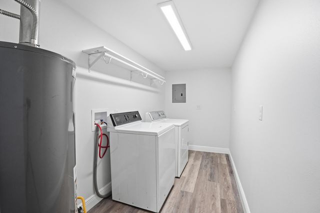 312 SW Hollywood Sw Boulevard, Fort Walton Beach, FL 32548