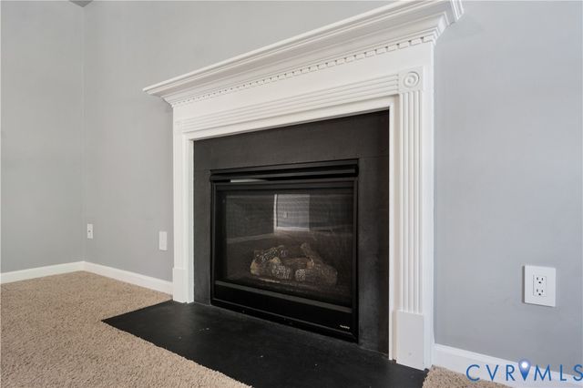 5700 Hogan Bridge Dr, Providence Forge, VA 23140