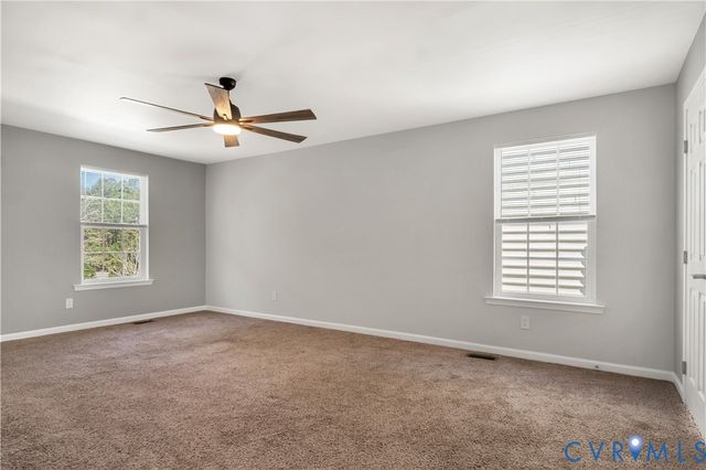 5700 Hogan Bridge Dr, Providence Forge, VA 23140