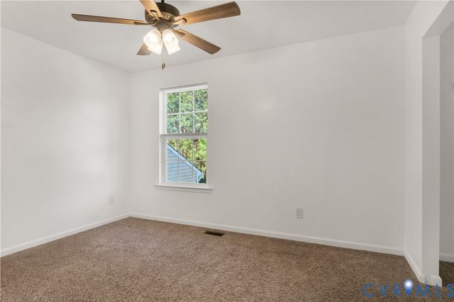5700 Hogan Bridge Dr, Providence Forge, VA 23140