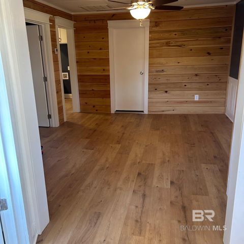 18797 Carolina Street, Robertsdale, AL 36567
