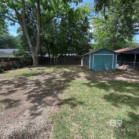 18797 Carolina Street, Robertsdale, AL 36567