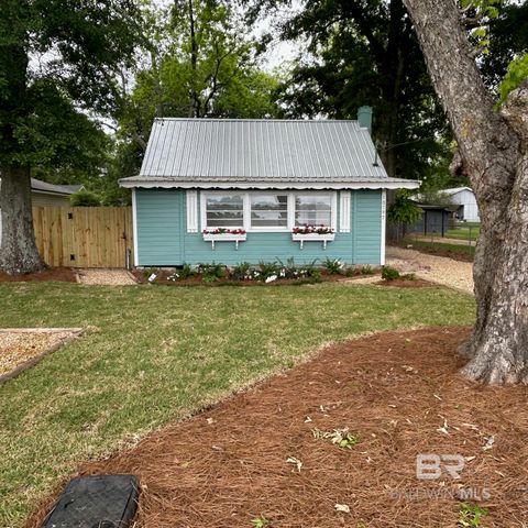 18797 Carolina Street, Robertsdale, AL 36567