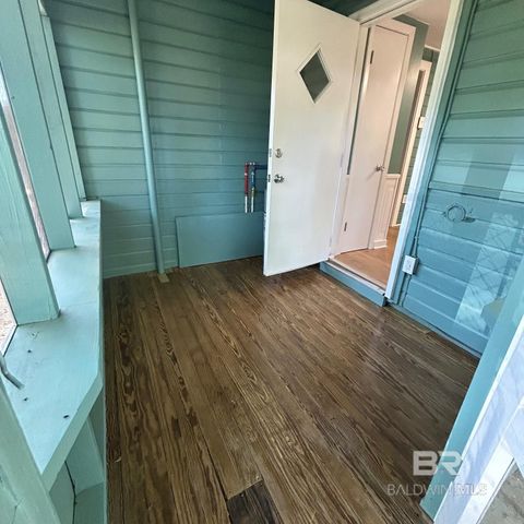 18797 Carolina Street, Robertsdale, AL 36567