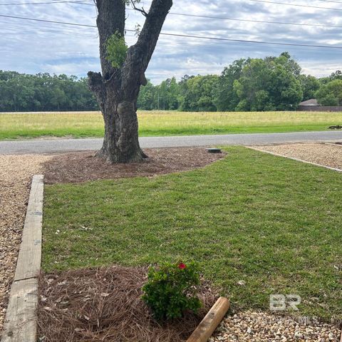 18797 Carolina Street, Robertsdale, AL 36567