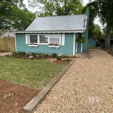 18797 Carolina Street, Robertsdale, AL 36567