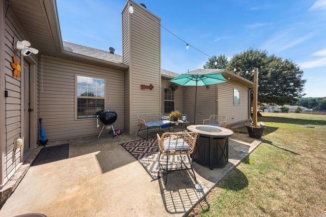 144 Bobwhite Trail, Lonoke, AR 72086