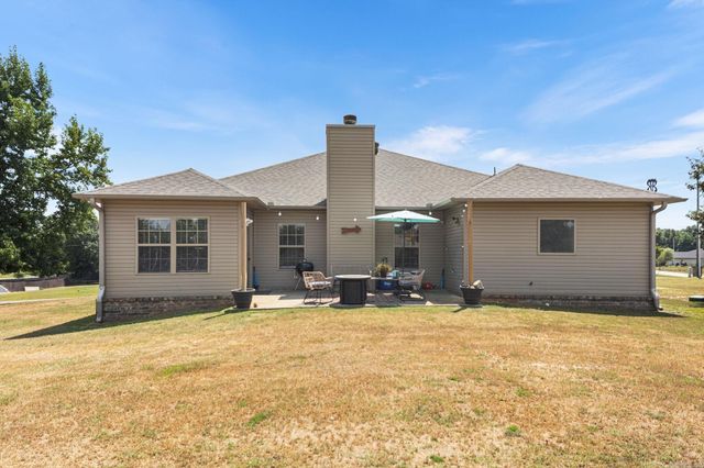 144 Bobwhite Trail, Lonoke, AR 72086