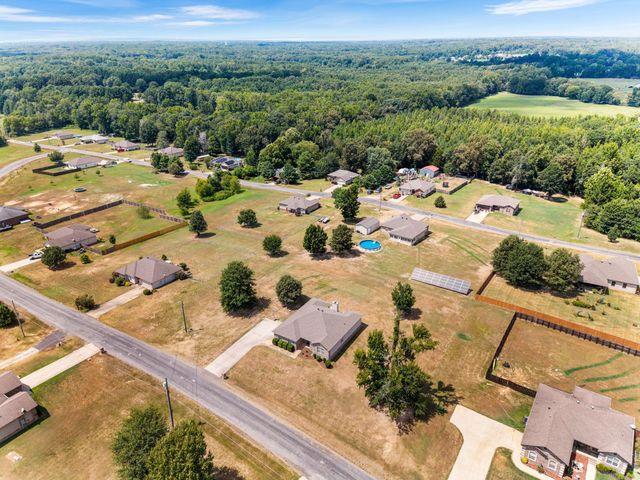 144 Bobwhite Trail, Lonoke, AR 72086