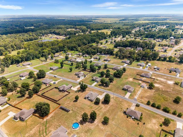 144 Bobwhite Trail, Lonoke, AR 72086