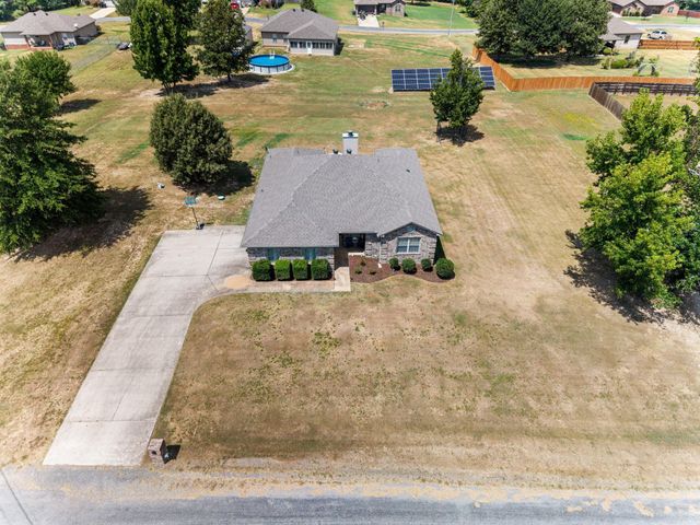 144 Bobwhite Trail, Lonoke, AR 72086