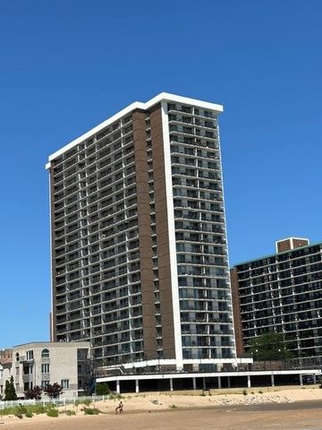 5855 N Sheridan Road 6G, Chicago, IL 60660
