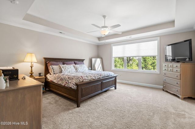 479 Northern Pintail Place, Hampstead, NC 28443