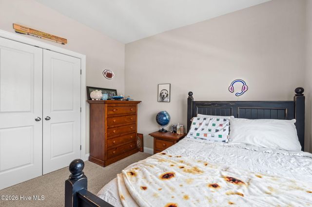 479 Northern Pintail Place, Hampstead, NC 28443