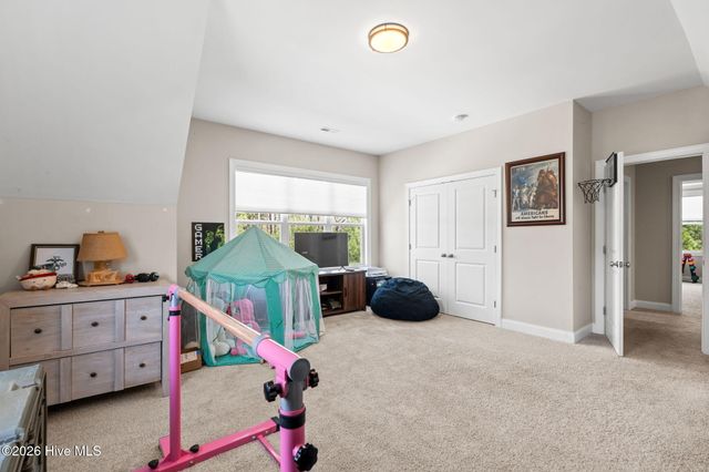 479 Northern Pintail Place, Hampstead, NC 28443