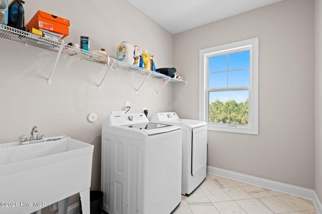 479 Northern Pintail Place, Hampstead, NC 28443