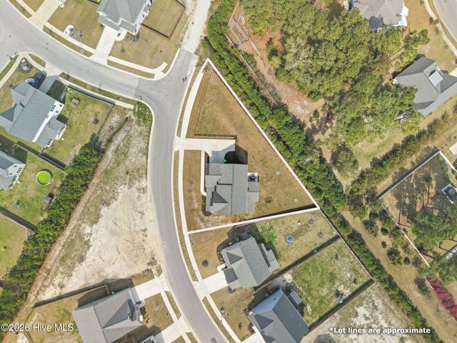 479 Northern Pintail Place, Hampstead, NC 28443