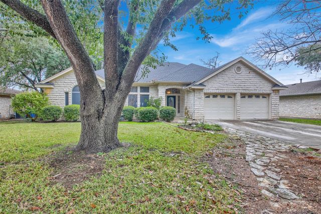 2300 Willow LN, Taylor, TX 76574