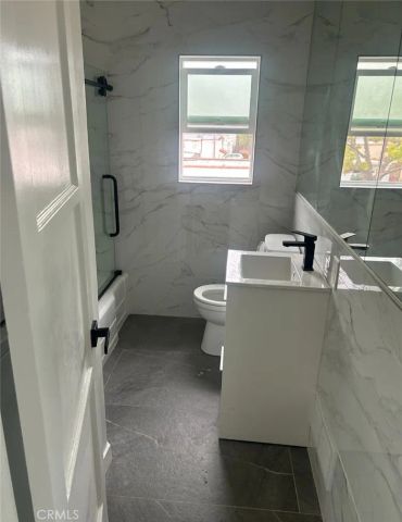 1724 S Crescent Heights, Los Angeles, CA 90035