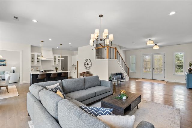 6910 MOUNTAIN VIEW Road, Taylors, SC 29687