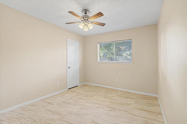 20203 Fox Stone Lane, Humble, TX 77338
