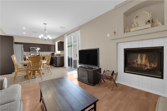 10040 Peach Flower Court, Las Vegas, NV 89147