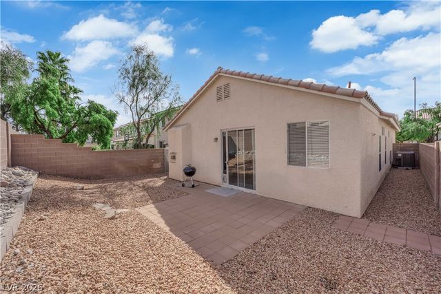 10040 Peach Flower Court, Las Vegas, NV 89147