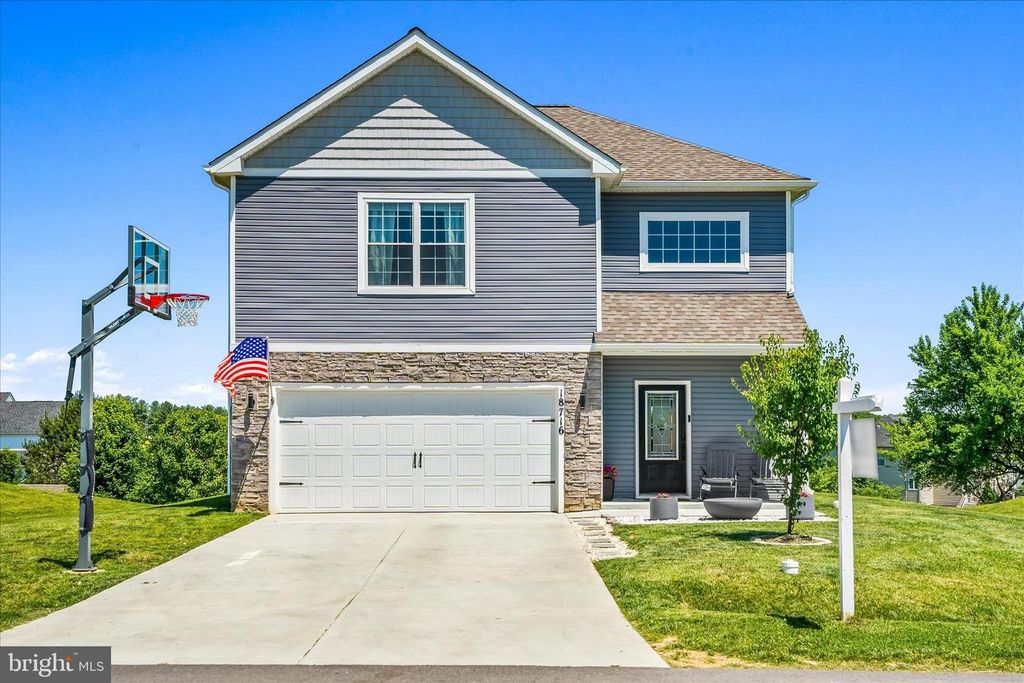 18716 BALLANTYNE WAY, Hagerstown, MD 21740