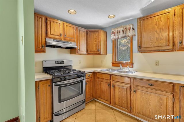 31 Brooklawn Street, New Britain, CT 06052