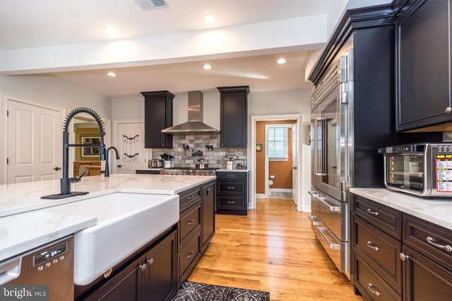 40 FOELLNER LN, Ottsville, PA 18942