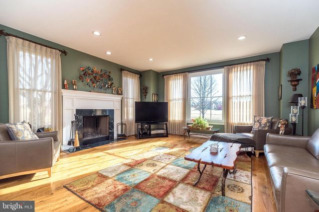 40 FOELLNER LN, Ottsville, PA 18942