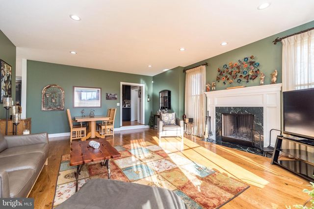 40 FOELLNER LN, Ottsville, PA 18942