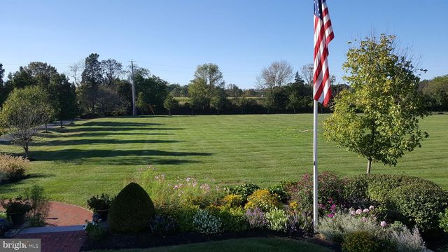 40 FOELLNER LN, Ottsville, PA 18942