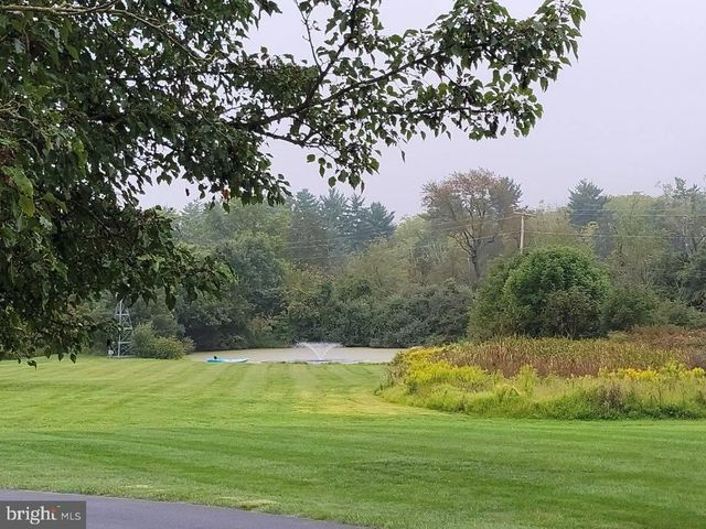 40 FOELLNER LN, Ottsville, PA 18942