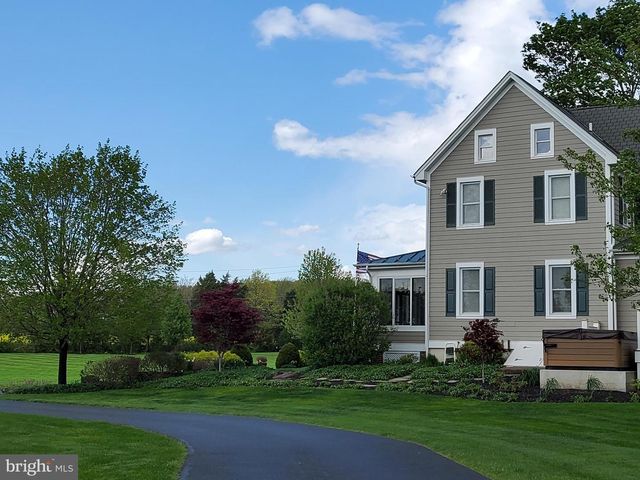 40 FOELLNER LN, Ottsville, PA 18942