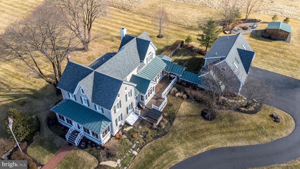 40 FOELLNER LN, Ottsville, PA 18942