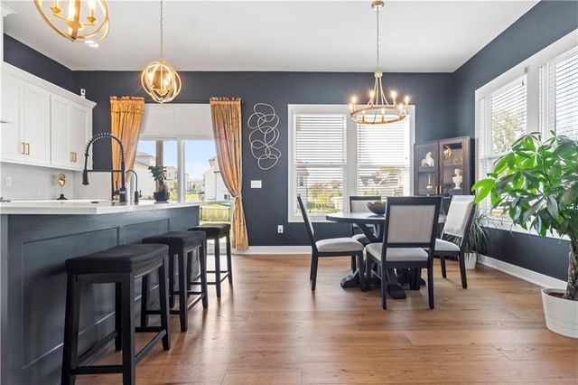 24795 W 89th Terrace, Lenexa, KS 66227